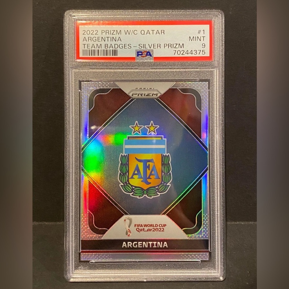 🔥2022 Panini Prizm World Cup Argentina Team Badges Silver Prizm PSA Mint 9 🔥